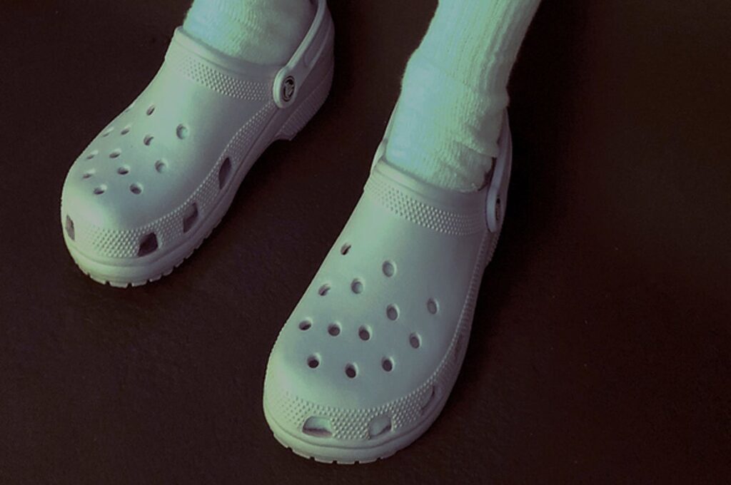 How to Style Crocs