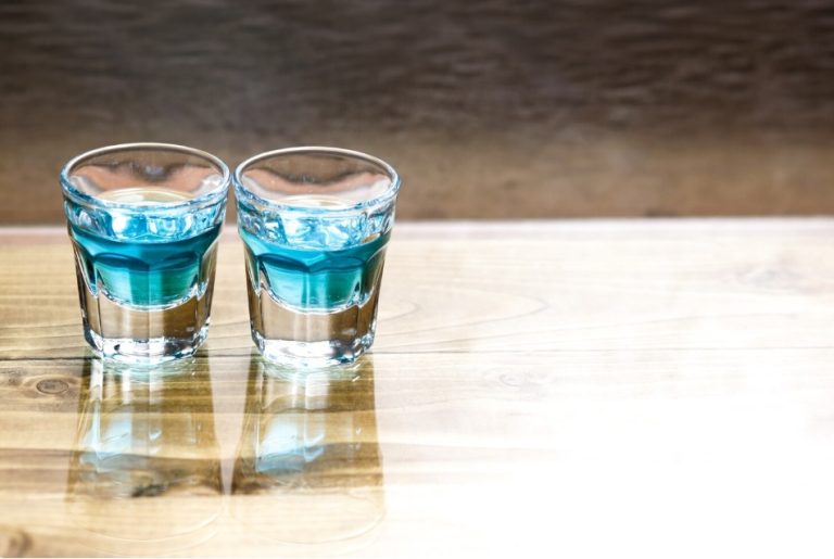 Magic Moments Vodka Price in India: Sizes & State-Wise Rates - Stopie