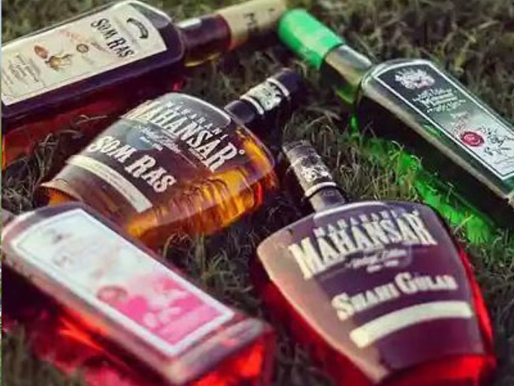 Maharani Mahansar Whisky Price in India List (750 ml)